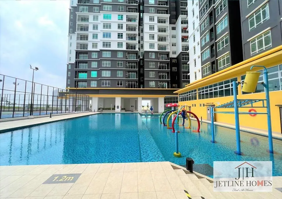 Apartment Melaka {Nova8 Suite} City-View/ 4Pax/ Wifi/Tv-Box