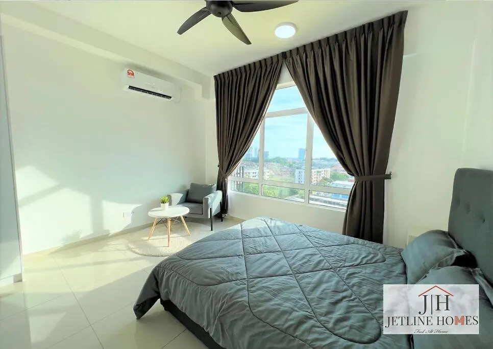 Melaka {Nova8 Suite} City-View/ 4Pax/ Wifi/Tv-Box Malaysia